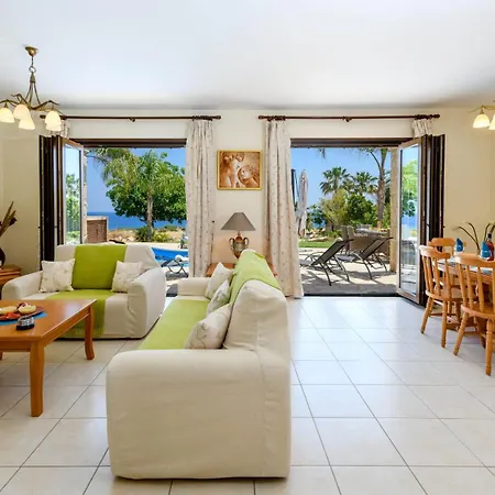 Villa Greco Mare #5 *