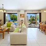 Villa Greco Mare #5 *